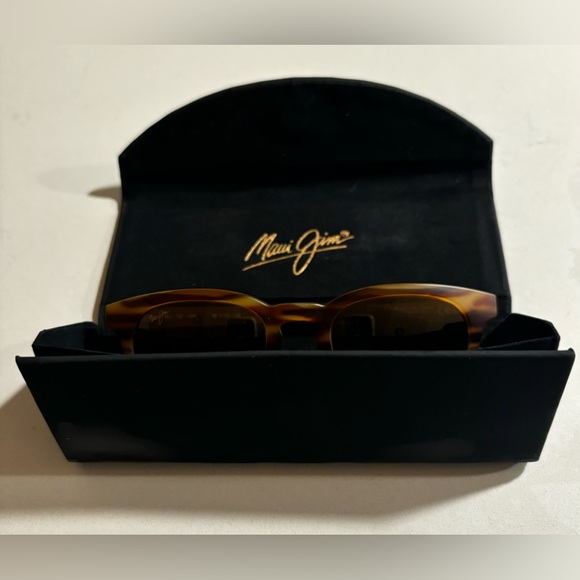 Maui Jim Sunglasses- Koko Head 48mm, BNWB. Polarized lenses. - Picture 11 of 12